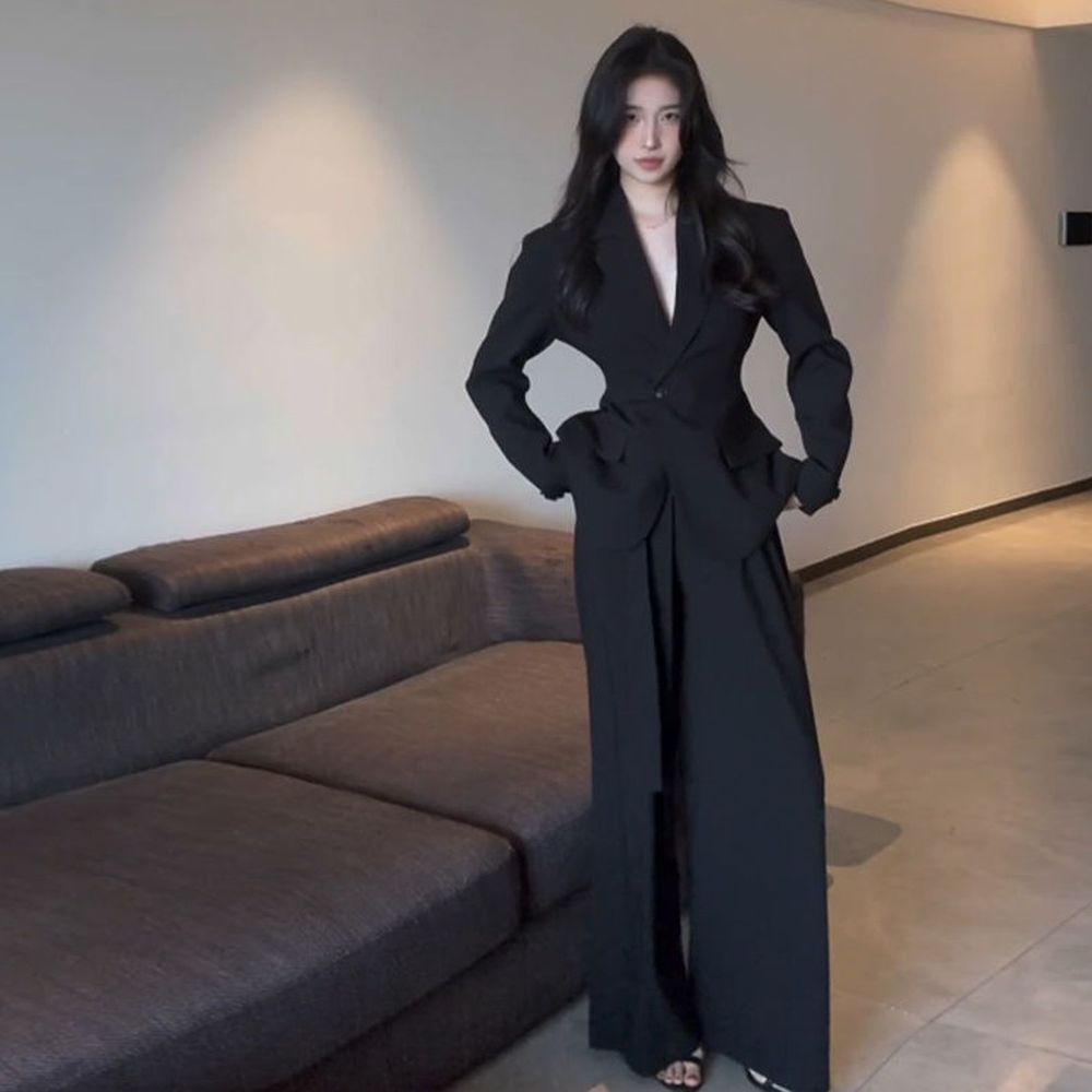 High-End Black Suit Jacket For Women